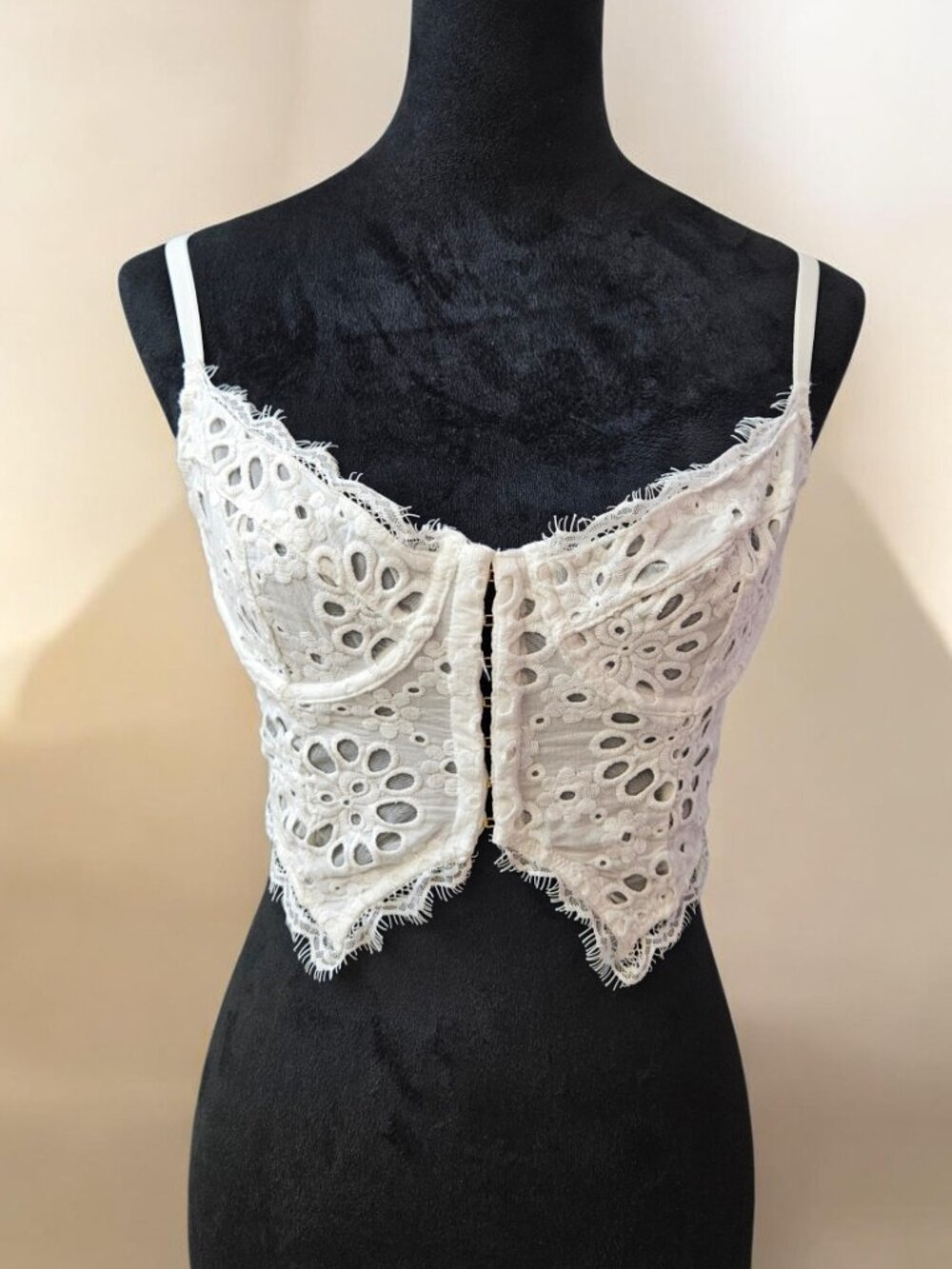 Lace Eyelet Cropped Cami Top in White